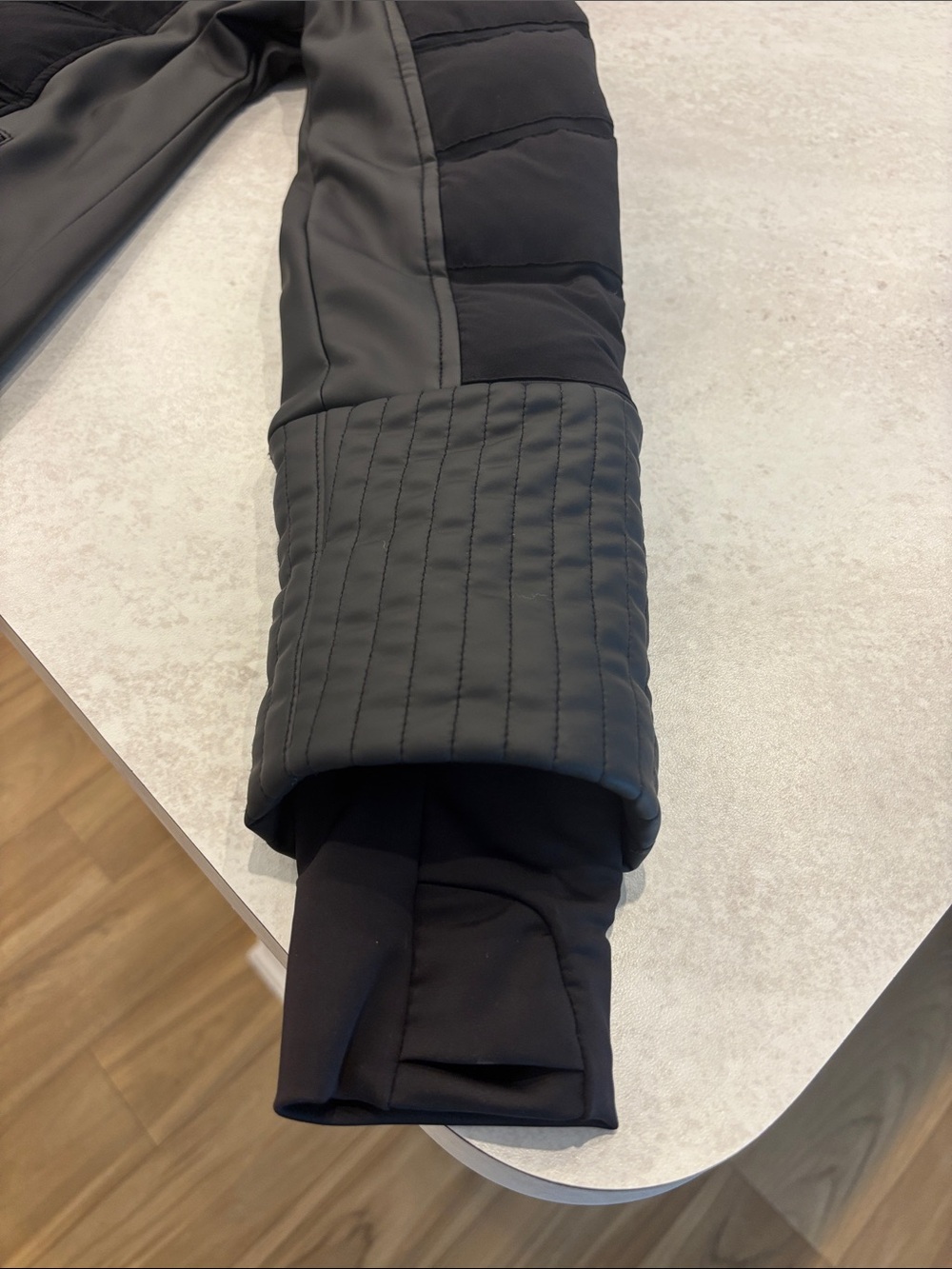 blanc noir Black Quilted Hooded Puffer Jacket with Faux Fur Trim - Picture 5 of 7